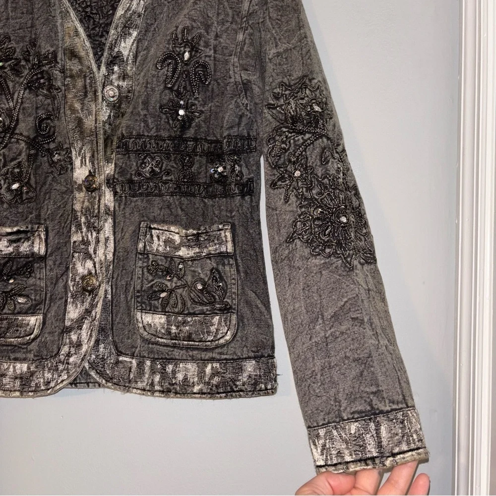 Vintage Flashback Womens Embroidered Denim Jean Jacket Shacket Coat Gray Black